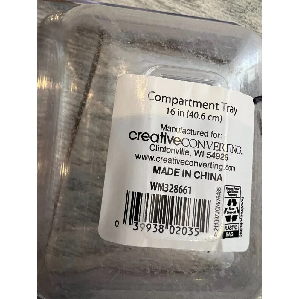 NWT Set of 2 Creative Converting 4 compartment Serving Trays Clear Tray‎ Storage